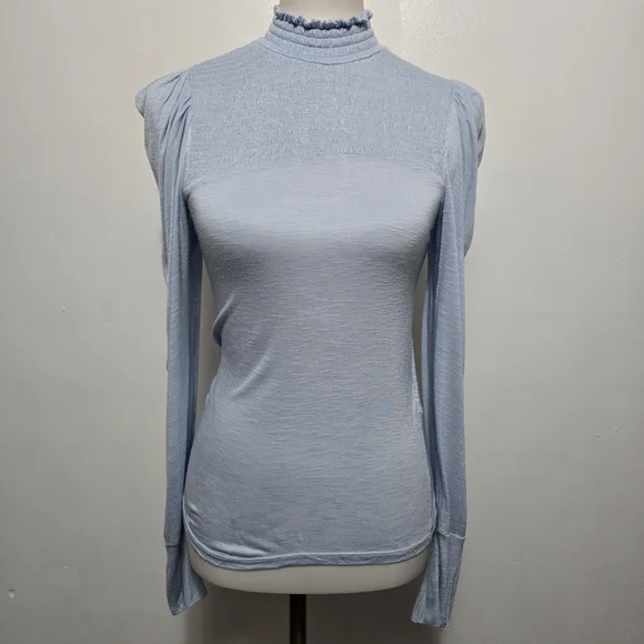 7 For All Mankind Light Blue Smocked Puff Sleeve Mockneck Top XS - Picture 2 of 8